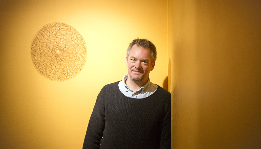— Det skal ikke være forbundet med skam å ha det vanskelig Selv har jeg en hel regnbue av knekker, som i ettertid har vist seg å gi veldig verdifull erfaring - ikke bare som prest, men som menneske, sier studentprest Halvor Berg Hovind. Foto: Cicilie S. Andersen — Det skal ikke være forbundet med skam å ha det vanskelig Selv har jeg en hel regnbue av knekker, som i ettertid har vist seg å gi veldig verdifull erfaring - ikke bare som prest, men som menneske, sier studentprest Halvor Berg Hovind. Foto: Cicilie S. Andersen
