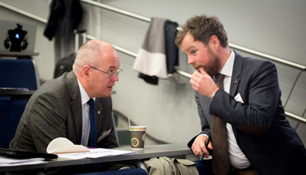 Tidligere kunnskapsminister, nå næringsminister, Torbjørn Røe Isaksen henter inn NTNU-rektor Gunnar Bovim som ny styreleder i Innovasjon Norge. Foto: Skjalg Bøhmer Vold Tidligere kunnskapsminister, nå næringsminister, Torbjørn Røe Isaksen henter inn NTNU-rektor Gunnar Bovim som ny styreleder i Innovasjon Norge. Foto: Skjalg Bøhmer Vold