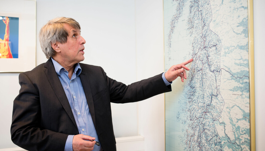 Rektor ved Høgskolen i Narvik, Arne Erik Holdø, velger å se mot nord og vil ha fusjon med Universitetet i Tromsø. Foto: Skjalg Bøhmer Vold