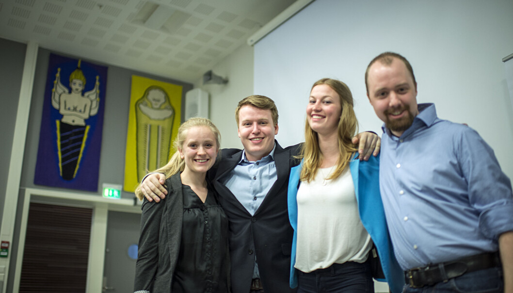 Det nye arbeidsutvalget for Studentparlamentet: Disse fire skal jobbe på heltid for studentene på Høgskolen i Oslo og Akershus: Ane Mjøen Larsen, Christoffer Storm Tiller Alsvik, Anette Myklemyr Magnussen og Steinar Olborg. Foto: Cicilie S. Andersen Det nye arbeidsutvalget for Studentparlamentet: Disse fire skal jobbe på heltid for studentene på Høgskolen i Oslo og Akershus: Ane Mjøen Larsen, Christoffer Storm Tiller Alsvik, Anette Myklemyr Magnussen og Steinar Olborg. Foto: Cicilie S. Andersen