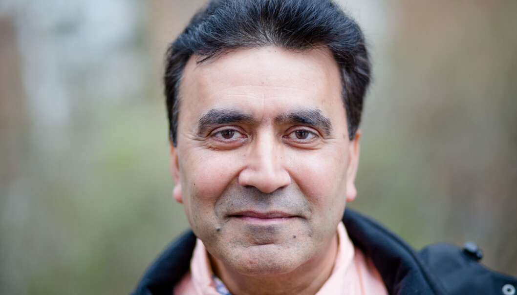Naresh Kumar Chhura håper flere følger ham inn i det han mener er et utrolig viktig og spennende yrke. Foto: Eskil Wie Naresh Kumar Chhura håper flere følger ham inn i det han mener er et utrolig viktig og spennende yrke. Foto: Eskil Wie
