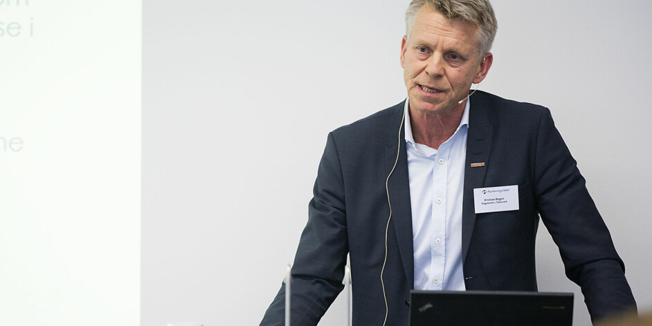 Prorektor Kristian Bogen ved Universitetet i Sørøst-Norge forteller om klare ambisjoner for tette bånd til arbeids- og næringsliv. Foto: Øyvind Aukrust