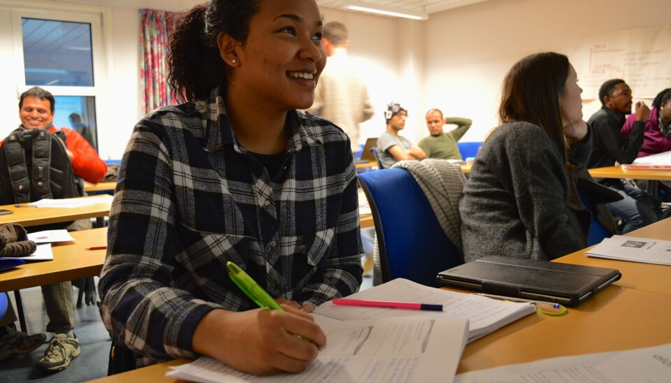 Masterstudent ved flerkulturell og internasjonal utdanning, Cynthia Ah-Pew, synes Oslo kommunes mentorprogram for flerkulturelle virker interessant.