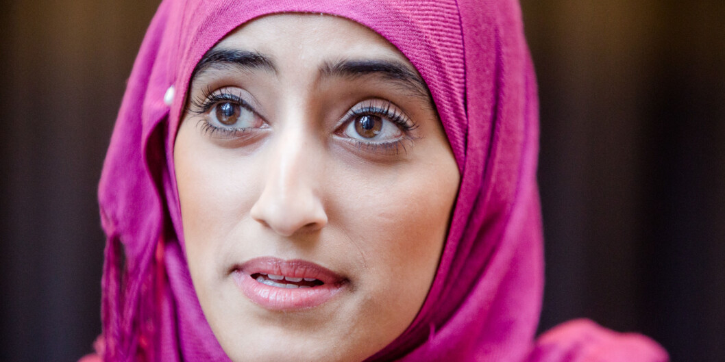 Nabeela Zeb (22) mener at et niqab-forbud er krenkende. — Jeg beundrer de som har styrken til å gå med niqab det i et «moderne» land som Norge, sier hun. Foto: Eskil Wie Nabeela Zeb (22) mener at et niqab-forbud er krenkende. — Jeg beundrer de som har styrken til å gå med niqab det i et «moderne» land som Norge, sier hun. Foto: Eskil Wie