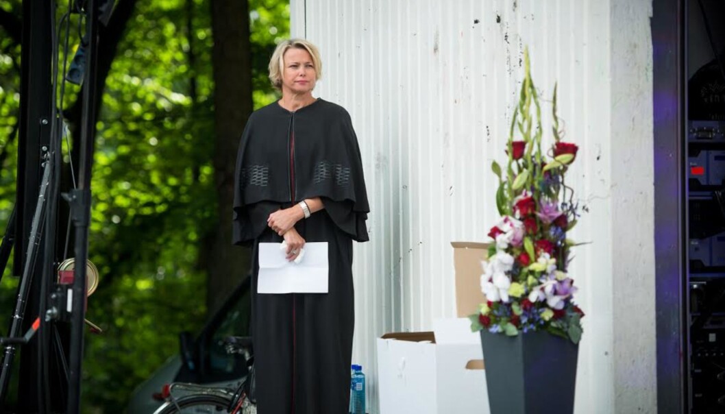 Rektor Kari Toverud Jensen ved Høgskolen i Oslo og Akershus fikk jobben etter å ha drevet valgkamp i 2011. 19. desember skal høgskolestyret avgjøre om neste rektor skal ansettes i stedet for å velges. Rektor Kari Toverud Jensen ved Høgskolen i Oslo og Akershus fikk jobben etter å ha drevet valgkamp i 2011. 19. desember skal høgskolestyret avgjøre om neste rektor skal ansettes i stedet for å velges.