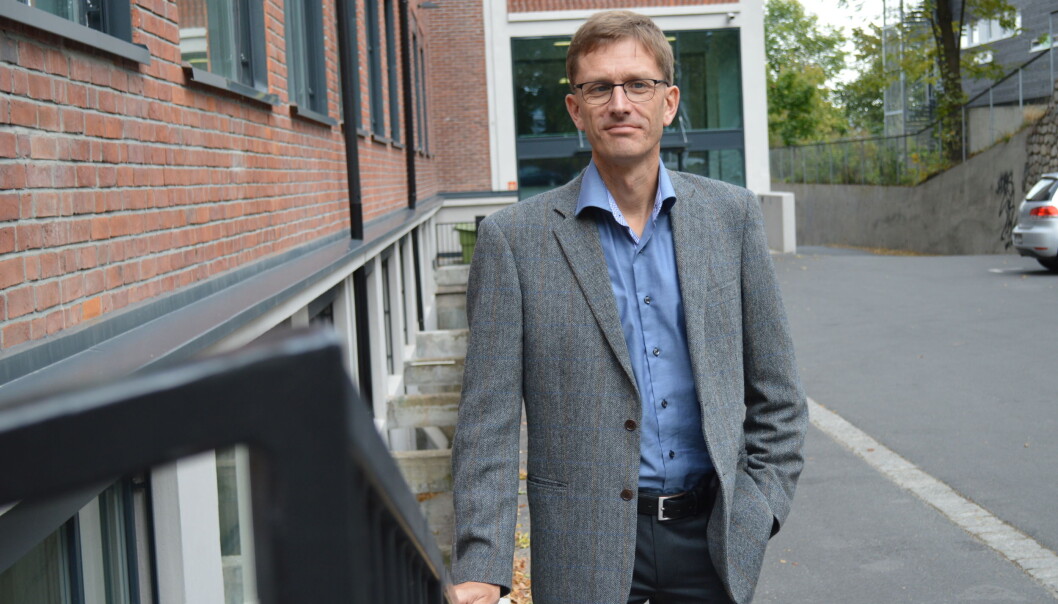 Til daglig er han forskningsdirektør i Statistisk sentralbyrå. For tiden leder Torbjørn Hægeland også kunnskapsministerens ekspertutvalg som skal revurdere finansieringsmodellen i høyere utdanning. FOTO: Eva Tønnessen Til daglig er han forskningsdirektør i Statistisk sentralbyrå. For tiden leder Torbjørn Hægeland også kunnskapsministerens ekspertutvalg som skal revurdere finansieringsmodellen i høyere utdanning. FOTO: Eva Tønnessen