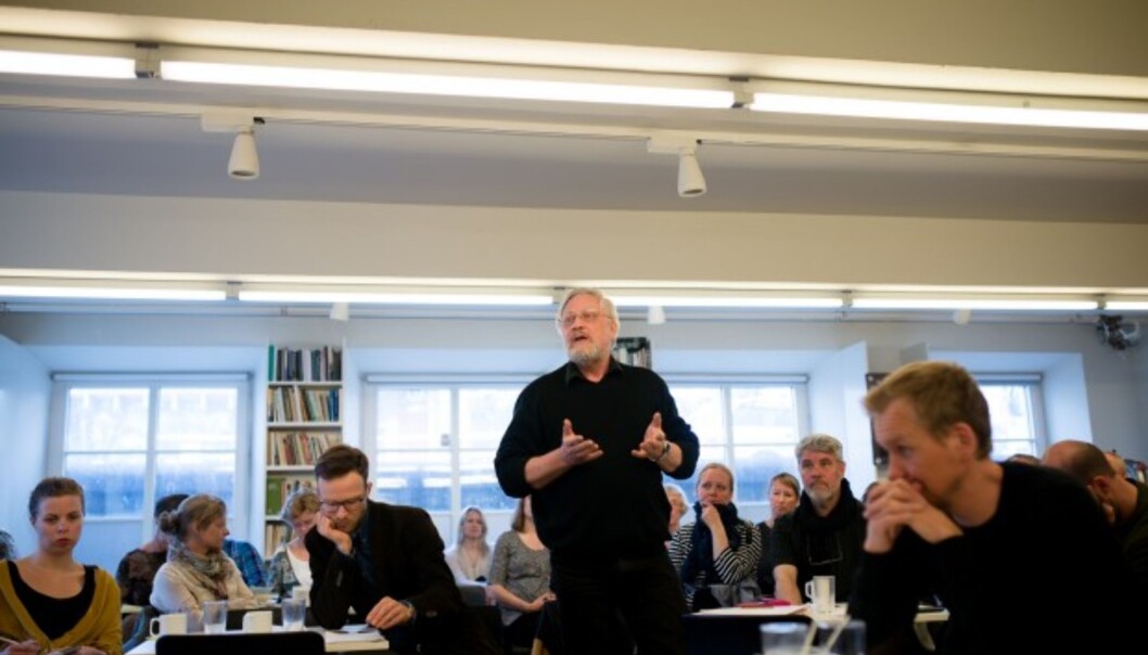 Forsker Lars Gule på debattmøte om forskningsetikk der debatten om å intervjue terrordømte Breivik kom opp i vår. Forsker Lars Gule på debattmøte om forskningsetikk der debatten om å intervjue terrordømte Breivik kom opp i vår.