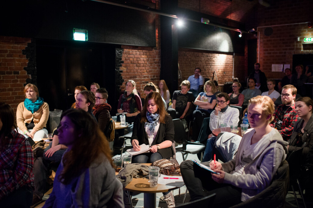 Fra et møte på Samfunnet Bislet med SiO Foreninger, Studentparlamentets arbeidsutvalg og Studentersamfundet Bislet. Arkivfoto. Fra et møte på Samfunnet Bislet med SiO Foreninger, Studentparlamentets arbeidsutvalg og Studentersamfundet Bislet. Arkivfoto.