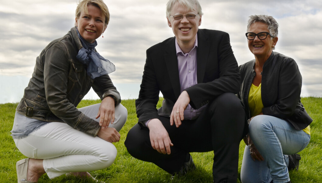 Hele rektoratet, med (f.v.) styreleder og rektor Kari Toverud Jensen, prorektor Frode Eika Sandnes og prorektor Olgunn Ransedokken stiller til åpen debatt om høgskolens unviersitetssatsing torsdag 10.april kl.16-19. Foto: Sonja Balci, HiOA Hele rektoratet, med (f.v.) styreleder og rektor Kari Toverud Jensen, prorektor Frode Eika Sandnes og prorektor Olgunn Ransedokken stiller til åpen debatt om høgskolens unviersitetssatsing torsdag 10.april kl.16-19. Foto: Sonja Balci, HiOA