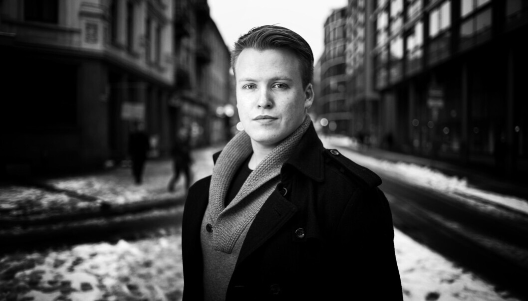 HiOA-studenten Christoffer Storm Tiller Alsvik (24) synes studentpolitikk er så morsomt at han bruker mesteparten av fritiden sin til dette. Foto: Patrick da Silva Sæther HiOA-studenten Christoffer Storm Tiller Alsvik (24) synes studentpolitikk er så morsomt at han bruker mesteparten av fritiden sin til dette. Foto: Patrick da Silva Sæther