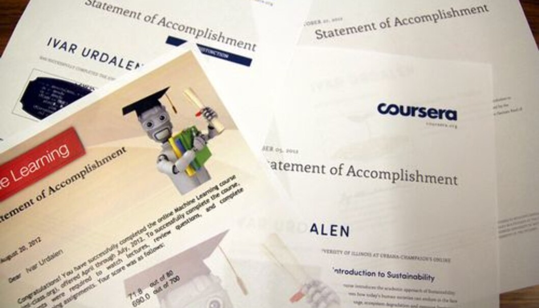 Tidligere var «alt» på åpne nettkurs gratis, nå har de internasjonale aktørene begynt å se etter inntjeningsmuligheter og tar betalt for kursbevis bl.a. Foto: Solveig Mikkelsen Tidligere var «alt» på åpne nettkurs gratis, nå har de internasjonale aktørene begynt å se etter inntjeningsmuligheter og tar betalt for kursbevis bl.a. Foto: Solveig Mikkelsen