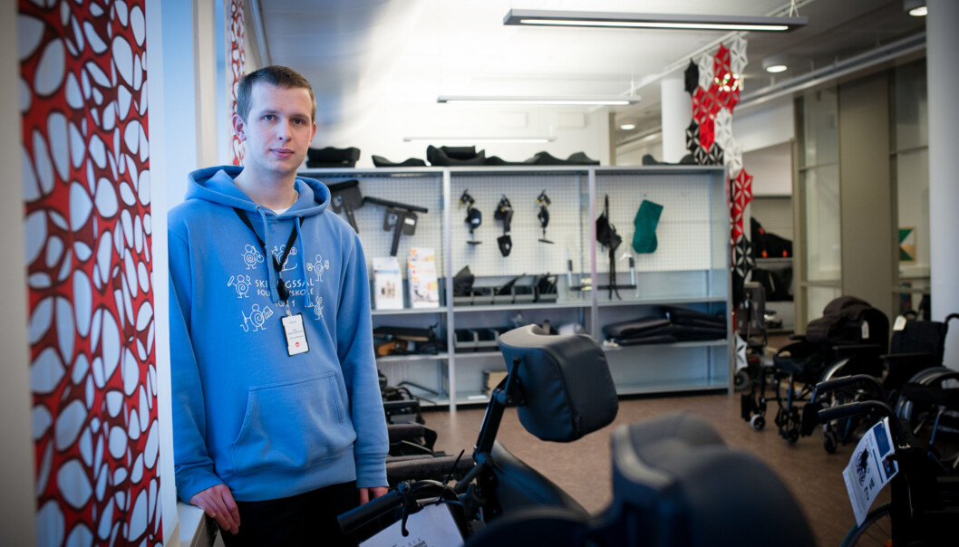 Leder av Studentenes fakultetsråd på Fakultet for helsefag, Jakob Loe, sliter med å få studenter til å stille til verv i råd og utvalg. Noen skylder på at de er i praksis, slik han selv for tiden er hos NAV Hjelpemiddelsentralen. Leder av Studentenes fakultetsråd på Fakultet for helsefag, Jakob Loe, sliter med å få studenter til å stille til verv i råd og utvalg. Noen skylder på at de er i praksis, slik han selv for tiden er hos NAV Hjelpemiddelsentralen.