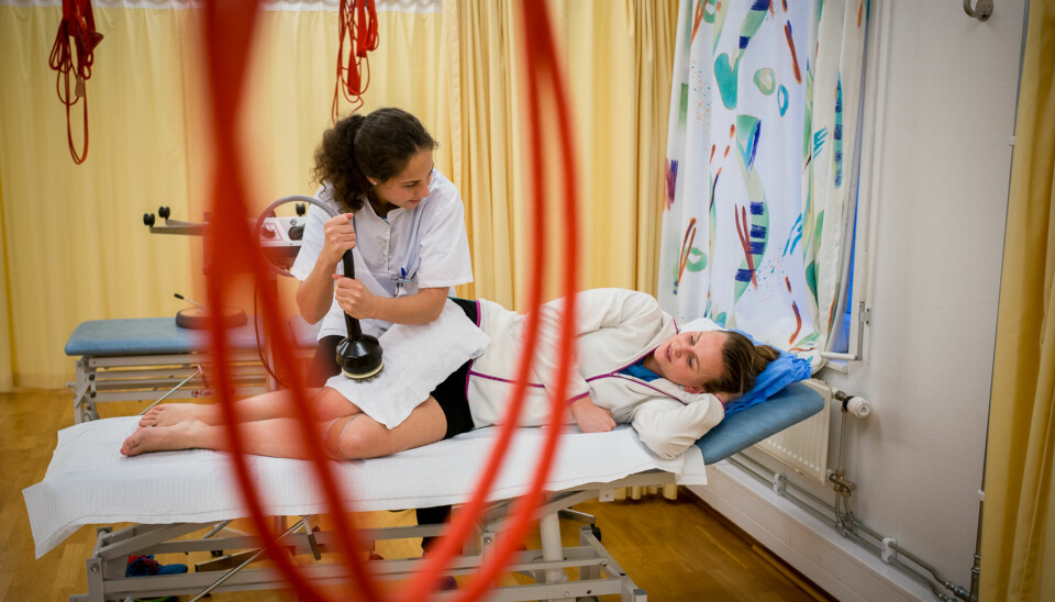 Reportasjen om fysioterapiklinikken på HiOA er den femte meste leste sakenpå Khrono i 2013. Foto: Skjalg Bøhmer Vold