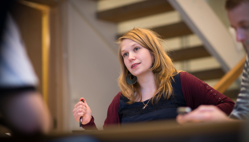 Leder av Studentparlamentet, Eline Stølan, er overrasket over at flytteplanene på Kjeller ikke er tatt opp med studentene. Foto: Skjalg Bøhmer Vold Leder av Studentparlamentet, Eline Stølan, er overrasket over at flytteplanene på Kjeller ikke er tatt opp med studentene. Foto: Skjalg Bøhmer Vold