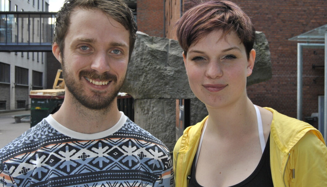 Viktor Johansson, førsteårsstudent på lærerutdanningen, og Kine Nossen, studentrepresentant på fakultetet, er delvis enig med ledelsen på utdanninga om at opplegget rundt matteundervisningen er blitt bedre. Foto: Maria Randahl Viktor Johansson, førsteårsstudent på lærerutdanningen, og Kine Nossen, studentrepresentant på fakultetet, er delvis enig med ledelsen på utdanninga om at opplegget rundt matteundervisningen er blitt bedre. Foto: Maria Randahl