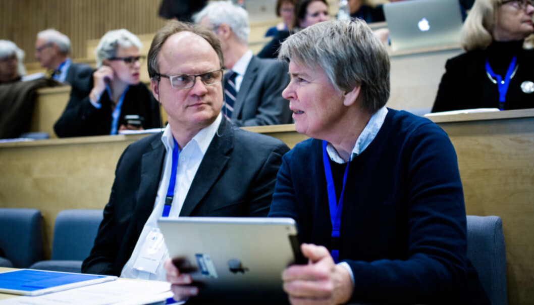 Rektor Frank Reichert og direktør Seunn Smith-Tønnessen ved Universitetet i Agder. Foto: Henriette Dæhlie Rektor Frank Reichert og direktør Seunn Smith-Tønnessen ved Universitetet i Agder. Foto: Henriette Dæhlie