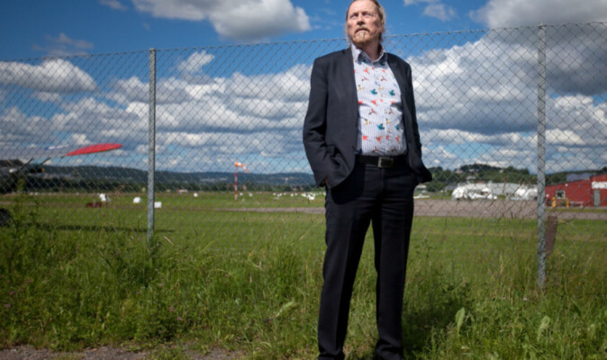 Gunnar H. Gundersen ved flystripa på Kjeller i juli 2016. Foto: Nicklas Knudsen