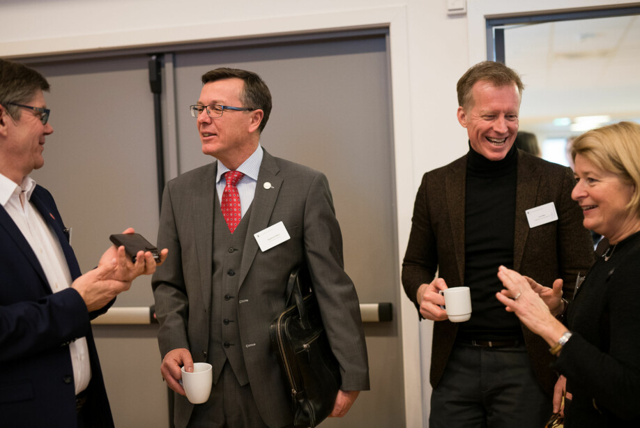 Fire universitetsrektorer som ønsker Iselin Nybø velkommen som statsråd: Svein Stølen, Dag Rune Olsen, Curt Rice og Anne Husebekk. Foto: Skjalg Bøhmer Vold