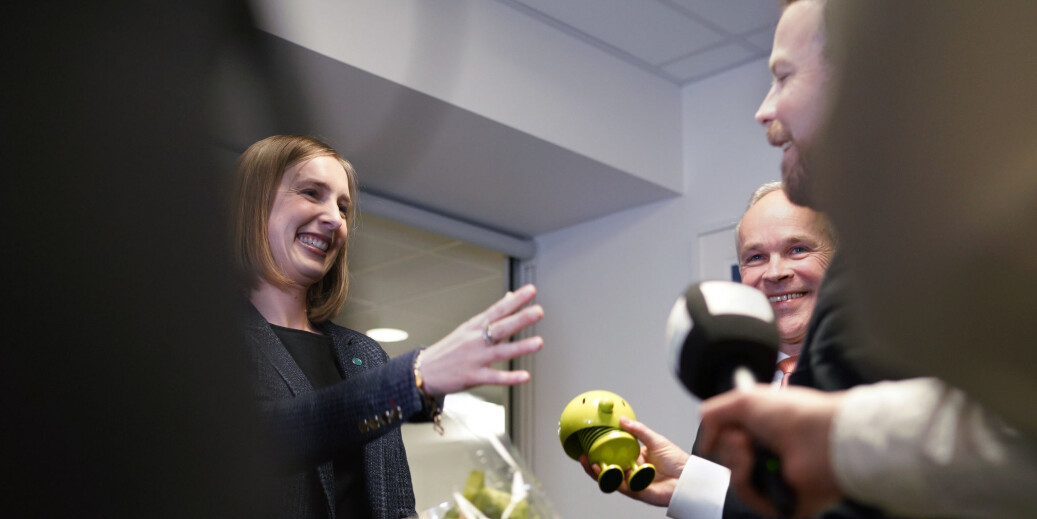 Tidligere kunnskapsminister , nåværende næringsminister, Torbjørn Røe Isaksen (t.h.) overlot departementet til Jan Tore Sanne og Iselin Nybø tidligere i år. Foto: Ketil Blom Haugstulen Tidligere kunnskapsminister , nåværende næringsminister, Torbjørn Røe Isaksen (t.h.) overlot departementet til Jan Tore Sanne og Iselin Nybø tidligere i år. Foto: Ketil Blom Haugstulen