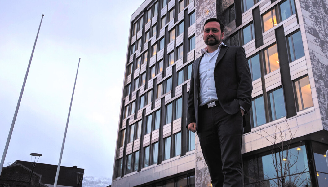 Studentombod ved Høgskulen på Vestlandet, Sindre Dueland, vonar domstolane eventuelt vil sjå galskapen i Kunnskapsdepartementet sin tolking av individuell klagerett på gruppeeksamen. Foto: Mia Milde Studentombod ved Høgskulen på Vestlandet, Sindre Dueland, vonar domstolane eventuelt vil sjå galskapen i Kunnskapsdepartementet sin tolking av individuell klagerett på gruppeeksamen. Foto: Mia Milde