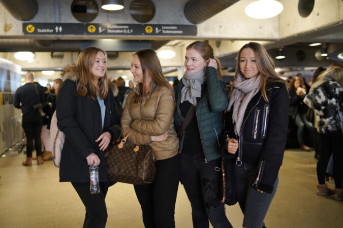 Disse jentene fra Blindern videregående vet ikke helt hva de skal bli, men er nysgjerrig på teknologi, Foto: Ketil Blom Haugstulen2 Disse jentene fra Blindern videregående vet ikke helt hva de skal bli, men er nysgjerrig på teknologi, Foto: Ketil Blom Haugstulen2