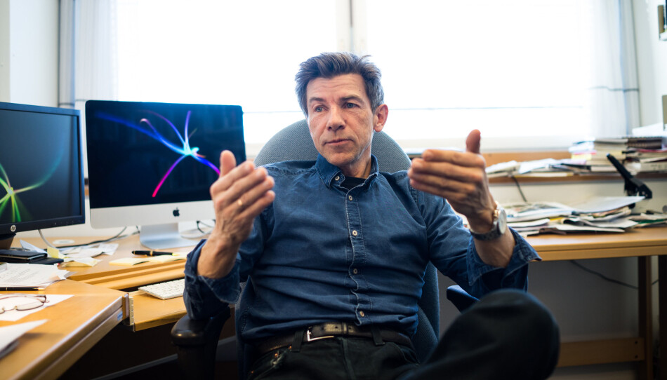 Dag O. Hessen er professor i biologi ved Universitetet i Oslo. Han meiner det er viktig at vi held på den norske finansieringsmodellen, der forsking primært blir finansiert gjennom statsbudsjettet. Foto: David Engmo Dag O. Hessen er professor i biologi ved Universitetet i Oslo. Han meiner det er viktig at vi held på den norske finansieringsmodellen, der forsking primært blir finansiert gjennom statsbudsjettet. Foto: David Engmo