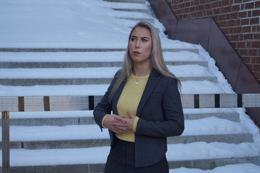Leder av studentparlamentet ved UiT, Ida-Elise Seppola Asplund, har fortsatt tillit fra parlamentet etter at et mistillitsforslag mot henne ble behandlet i kveld. Leder av studentparlamentet ved UiT, Ida-Elise Seppola Asplund, har fortsatt tillit fra parlamentet etter at et mistillitsforslag mot henne ble behandlet i kveld.