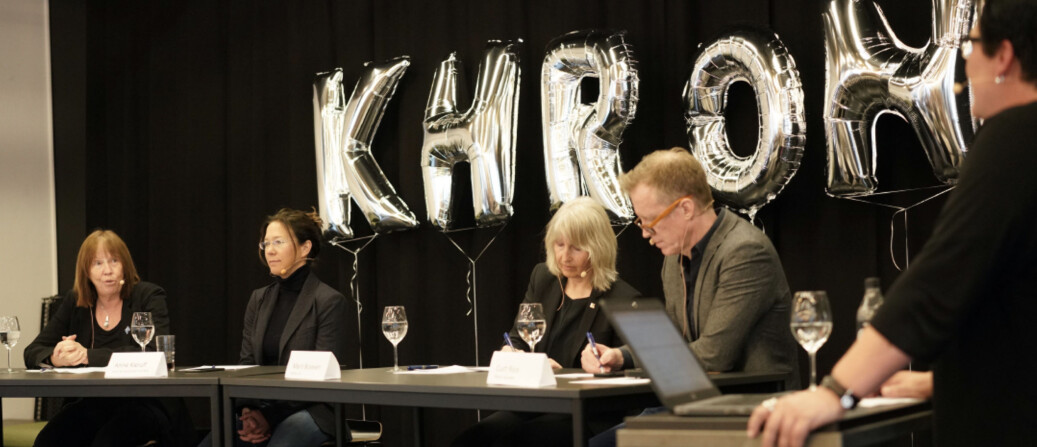 Khrono feiret fem år og markerte det med debatt om ytringskultur og ytringsmot, tidligere i år. F.v. Elisabeth Eide, Anine Kierulf, Marit Boyesen og Curt Rice i panelet. Foto: Ketil Blom Haugstulen Khrono feiret fem år og markerte det med debatt om ytringskultur og ytringsmot, tidligere i år. F.v. Elisabeth Eide, Anine Kierulf, Marit Boyesen og Curt Rice i panelet. Foto: Ketil Blom Haugstulen