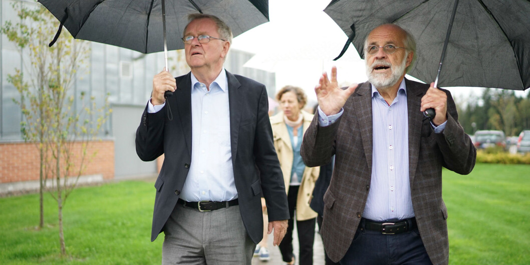Petter Aasen sammen med leder av NOKUT-komiteen, Jens Oddershede, som etter noen ekstraomganger ga klarsignal for universitetsstatus. Foto: Ketil Blom Haugstulen Petter Aasen sammen med leder av NOKUT-komiteen, Jens Oddershede, som etter noen ekstraomganger ga klarsignal for universitetsstatus. Foto: Ketil Blom Haugstulen