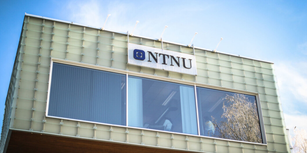 Det er ikke opp til oss å trekke noe som helst. Vi står inne for våre funn, sier Nils Kalstad Svendsen, leder ved Institutt for informasjonssikkerhet og kommunikasjonsteknologi ved NTNU på Gjøvik til Adresseavisen. Foto: Anders Gimmestad Gule / NTNU Det er ikke opp til oss å trekke noe som helst. Vi står inne for våre funn, sier Nils Kalstad Svendsen, leder ved Institutt for informasjonssikkerhet og kommunikasjonsteknologi ved NTNU på Gjøvik til Adresseavisen. Foto: Anders Gimmestad Gule / NTNU