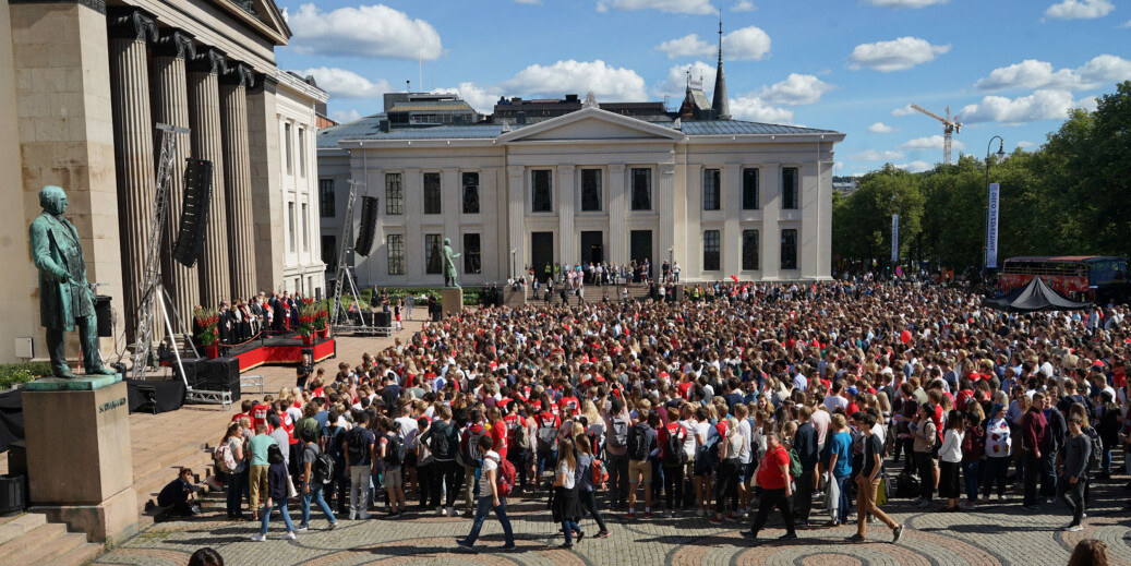 Studiestart ved Universitetet i Oslo høsten 2017. Fortsetter trenden er det bare 3 av 10 av bachelorkandidatene blant disse førsteårstudentene som er ferdig på normert tid, våren 2020. Foto: Ketil Blom Haugstulen Studiestart ved Universitetet i Oslo høsten 2017. Fortsetter trenden er det bare 3 av 10 av bachelorkandidatene blant disse førsteårstudentene som er ferdig på normert tid, våren 2020. Foto: Ketil Blom Haugstulen