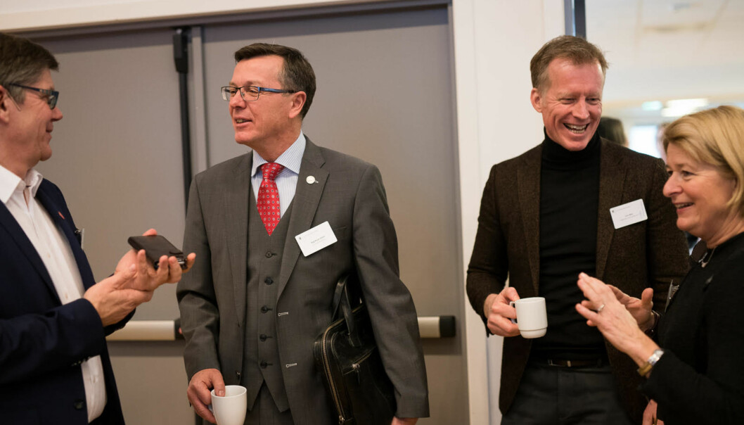 Tre valgte rektorer, Svein Stølen ved UiO, Dag Rune Olsen ved UiB og Anne Husebekk ved UiT, sammen med Curt Rice, som er ansatt rektor ved OsloMet. Foto: Skjalg Bøhmer Vold