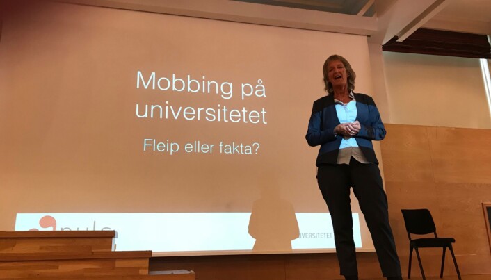 Professor Ingrid Lund, ved Universitetet i Agder, på seminar i Alta om seksuell trakassering og mobbing. Foto Tove Lie Professor Ingrid Lund, ved Universitetet i Agder, på seminar i Alta om seksuell trakassering og mobbing. Foto Tove Lie