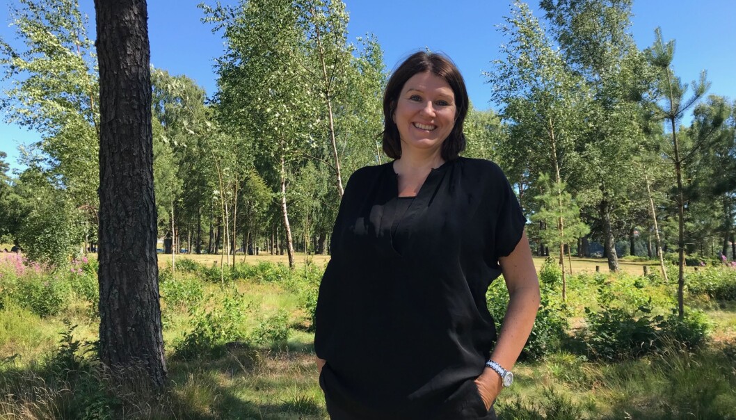 Akademikerne og leder Kari Sollien synes det er en dårlig ide å bruke krefter på å skifte fra forvaltningsmodell til foretaksmodell for universiteter og høgskoler. Foto: Helge Kvandal Akademikerne og leder Kari Sollien synes det er en dårlig ide å bruke krefter på å skifte fra forvaltningsmodell til foretaksmodell for universiteter og høgskoler. Foto: Helge Kvandal