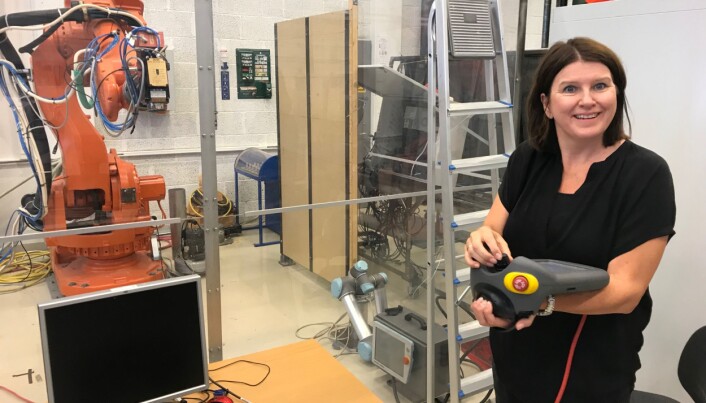Kari Sollien besøkte Universitetet i Agder og Mechatronics i Grimstad nylig. Foto: Helge Kvandal Kari Sollien besøkte Universitetet i Agder og Mechatronics i Grimstad nylig. Foto: Helge Kvandal