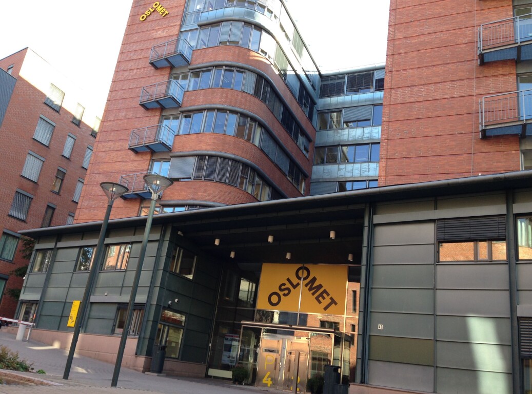 Daværende Høgskolen i Oslo og Akershus, nå OsloMet, overtok Pilestredet 42 fra Riksrevisjonen i januar 2017. Nå skal nbygget få navn i tråd med de andre byggene på campus Pilestredet. Instituttleder mette Tollefsrud frisker opp forslaget om at bygget bør hete Malalas hus. Foto: Nils Martin Silvola Daværende Høgskolen i Oslo og Akershus, nå OsloMet, overtok Pilestredet 42 fra Riksrevisjonen i januar 2017. Nå skal nbygget få navn i tråd med de andre byggene på campus Pilestredet. Instituttleder mette Tollefsrud frisker opp forslaget om at bygget bør hete Malalas hus. Foto: Nils Martin Silvola