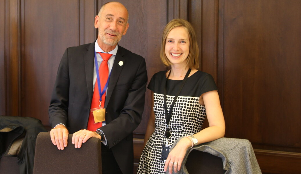 EUs generaldirektør Jean-Eric Paquet og statsråd Iselin Nybø treftes i Kunnskapsdepartementet i Oslo i går. Foto: KDP EUs generaldirektør Jean-Eric Paquet og statsråd Iselin Nybø treftes i Kunnskapsdepartementet i Oslo i går. Foto: KDP