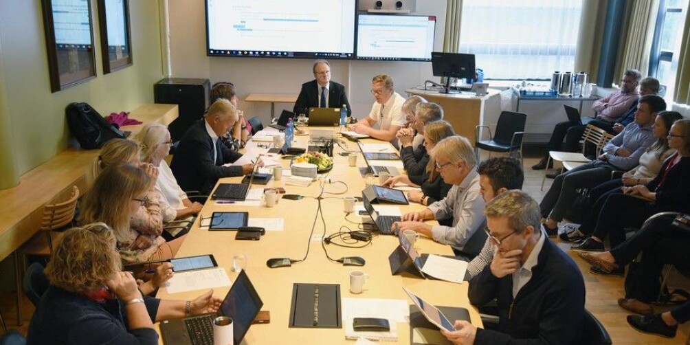 Styremøtet ved Universitetet i Agder vedtok med 6 mot 5 stemmer å fortsette med valgt rektor. Foto: UiA Styremøtet ved Universitetet i Agder vedtok med 6 mot 5 stemmer å fortsette med valgt rektor. Foto: UiA