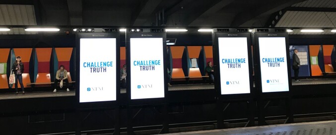 «Challenge truth», fra T-banen i Oslo. Foto: Tove Lie «Challenge truth», fra T-banen i Oslo. Foto: Tove Lie