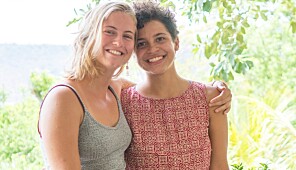 NTNU-student Oda Nissen sammen med Amaya Coppens. Foto: Privat NTNU-student Oda Nissen sammen med Amaya Coppens. Foto: Privat