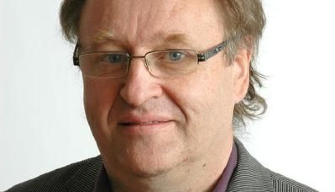 Professor i samfunnsøkonomi, Universitetet i Bergen Kjell-Erik Lommerud er skeptisk til utspillet om fast ansettelse av dekaner og instituttledere i akademia. Professor i samfunnsøkonomi, Universitetet i Bergen Kjell-Erik Lommerud er skeptisk til utspillet om fast ansettelse av dekaner og instituttledere i akademia.
