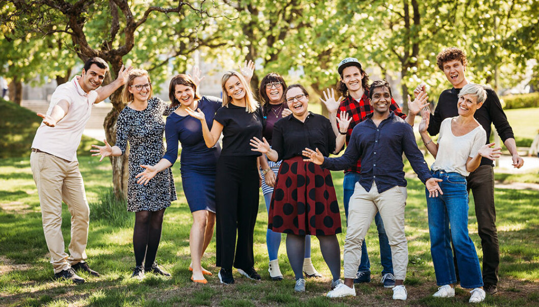 NTNUs deltakere i Forsker Grand Prix 2018 i Trondheim. Fra venstre:Sina Shaddel, Tina Louise Ringstad, Sigrid Johanne Husøy, Ida Malén Gabrielsen, Eva Madland, Sigrid Rønneberg, Nikolai Helth Gaukås, Theo L. Winther, Anders Lorentzen Kolstad, Aud Marit Wahl.
Foto: Julie Gloppe Solem/NTNU NTNUs deltakere i Forsker Grand Prix 2018 i Trondheim. Fra venstre:Sina Shaddel, Tina Louise Ringstad, Sigrid Johanne Husøy, Ida Malén Gabrielsen, Eva Madland, Sigrid Rønneberg, Nikolai Helth Gaukås, Theo L. Winther, Anders Lorentzen Kolstad, Aud Marit Wahl.
Foto: Julie Gloppe Solem/NTNU