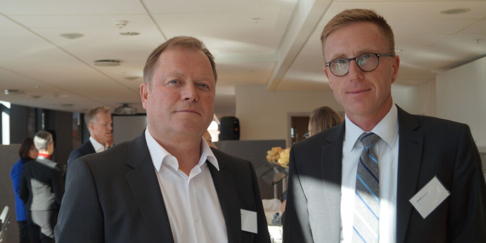 Nesten halvparten av BIs studenter er på etter- og videreutdanning. BI-rektor Inge Jan Henjesand (t.v.) og prorektor Bendik Meling Samuelsen fortalte Oslo Rector Summit hvordan de jobber med nettopp livslang læring og digitalisering, som var tema for årets utgave av lederkonferansen. Foto: Nils Martin Silvola Nesten halvparten av BIs studenter er på etter- og videreutdanning. BI-rektor Inge Jan Henjesand (t.v.) og prorektor Bendik Meling Samuelsen fortalte Oslo Rector Summit hvordan de jobber med nettopp livslang læring og digitalisering, som var tema for årets utgave av lederkonferansen. Foto: Nils Martin Silvola