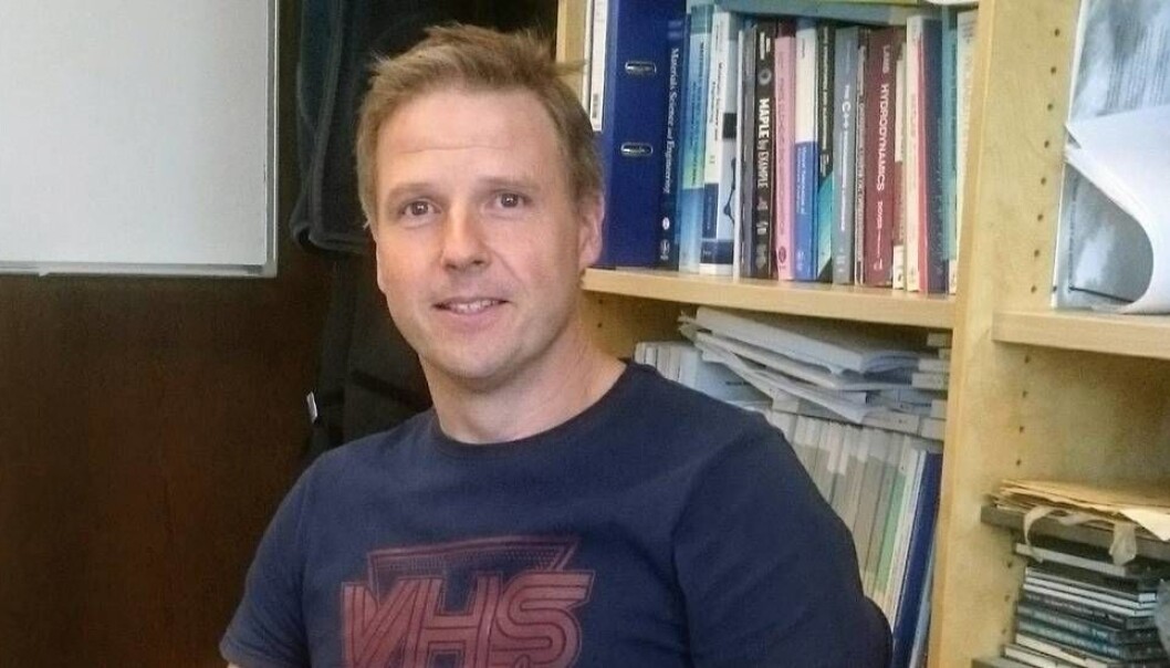 — Så langt er rapporten på 500 sider hemmeligholdt. Men så velger man likevel å plukke ut noen elementer som offentliggjøres, blant annet at man er kritisk til medienes rolle her. Dette er en nordkoreansk sjangerforståelse, og rent ut pinlig, sier NTNU-professor Bjørn Holmedal. Foto: NTNU — Så langt er rapporten på 500 sider hemmeligholdt. Men så velger man likevel å plukke ut noen elementer som offentliggjøres, blant annet at man er kritisk til medienes rolle her. Dette er en nordkoreansk sjangerforståelse, og rent ut pinlig, sier NTNU-professor Bjørn Holmedal. Foto: NTNU