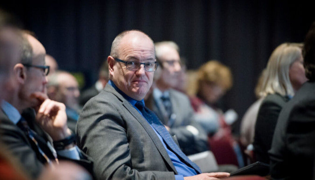 NTNU-rektor Gunnar Bovim er ikke imot at saken om de interne psykologklinikkene ved NTNU skal ut på høring, men venter på svar fra Kunnskapsdepartementet først.Foto: Skjalg Bøhmer Vold NTNU-rektor Gunnar Bovim er ikke imot at saken om de interne psykologklinikkene ved NTNU skal ut på høring, men venter på svar fra Kunnskapsdepartementet først.Foto: Skjalg Bøhmer Vold