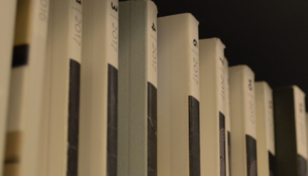 De bevares i papir på biblioteker, men hva skjer når nettbaserte tidsskrifter forsvinner? De bevares i papir på biblioteker, men hva skjer når nettbaserte tidsskrifter forsvinner?