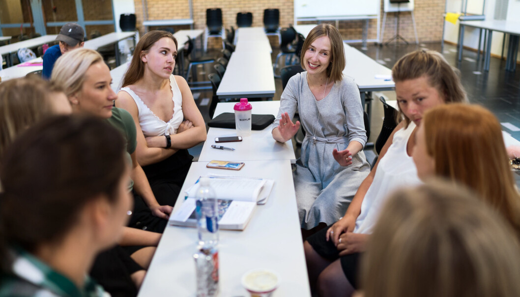 Her møter statsråd Iselin Nybø potensielle lærerstudenter ved OsloMet. Foto: Ketil Blom Haugstulen Her møter statsråd Iselin Nybø potensielle lærerstudenter ved OsloMet. Foto: Ketil Blom Haugstulen