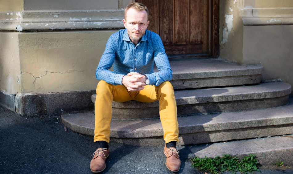 Kristian Steinnes har vært omplassert mot sin vilje siden september i fjor, som følge av arbeidsmiljøproblemene ved NTNU. Han opplever at kartleggingsgruppen har gjort en svært grundig jobb. Han er samtidig veldig spent på hvordan hans sak er omtalt i rapporten. Foto: Runhild Heggem Kristian Steinnes har vært omplassert mot sin vilje siden september i fjor, som følge av arbeidsmiljøproblemene ved NTNU. Han opplever at kartleggingsgruppen har gjort en svært grundig jobb. Han er samtidig veldig spent på hvordan hans sak er omtalt i rapporten. Foto: Runhild Heggem