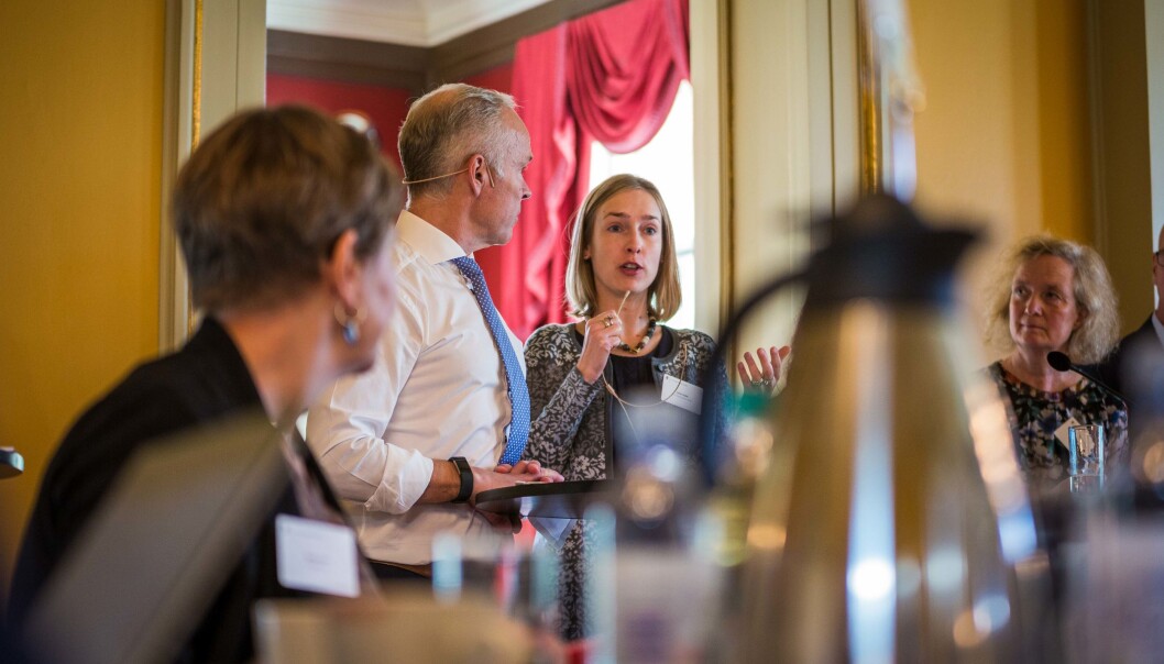 Professor Karl Øyvind Jordell er ikke fornøyd med måten Jan Tore Sanner og Iselin Nybø presenterer tall for lærermangel og utdanning. Foto: Siri Øverland Eriksen Professor Karl Øyvind Jordell er ikke fornøyd med måten Jan Tore Sanner og Iselin Nybø presenterer tall for lærermangel og utdanning. Foto: Siri Øverland Eriksen