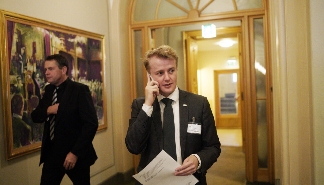 Leder for Norsk studentorganisasjon, Håkon Randgaard Mikalsen, i vandrehallen på Stortinget da regjeringens forslag til statsbudsjett for 2019 ble lagt fram. Foto: Ketil Blom Haugstulen Leder for Norsk studentorganisasjon, Håkon Randgaard Mikalsen, i vandrehallen på Stortinget da regjeringens forslag til statsbudsjett for 2019 ble lagt fram. Foto: Ketil Blom Haugstulen